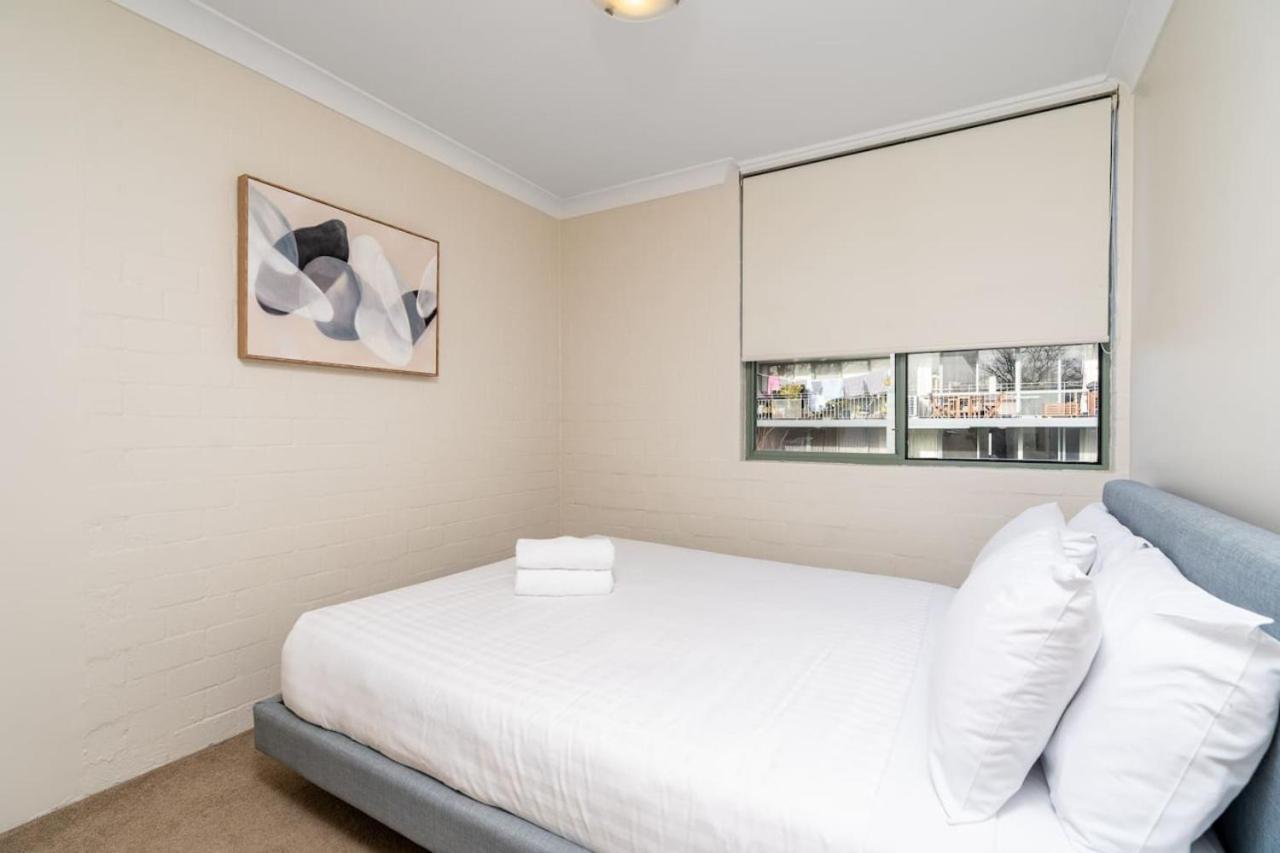 Howitt Place Minutes To Parliamentary Triangle